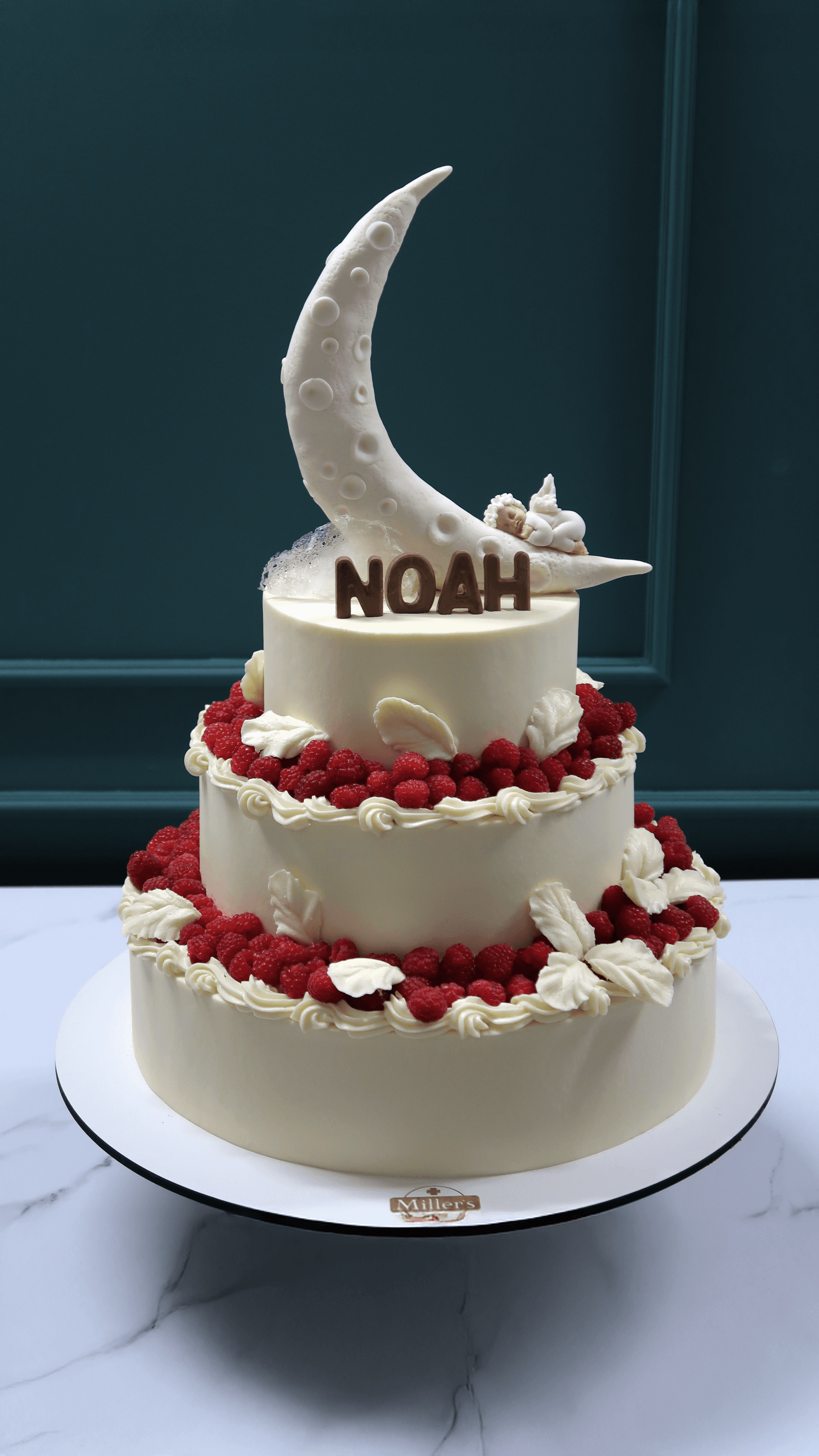 Sweet Dreams under the Moon