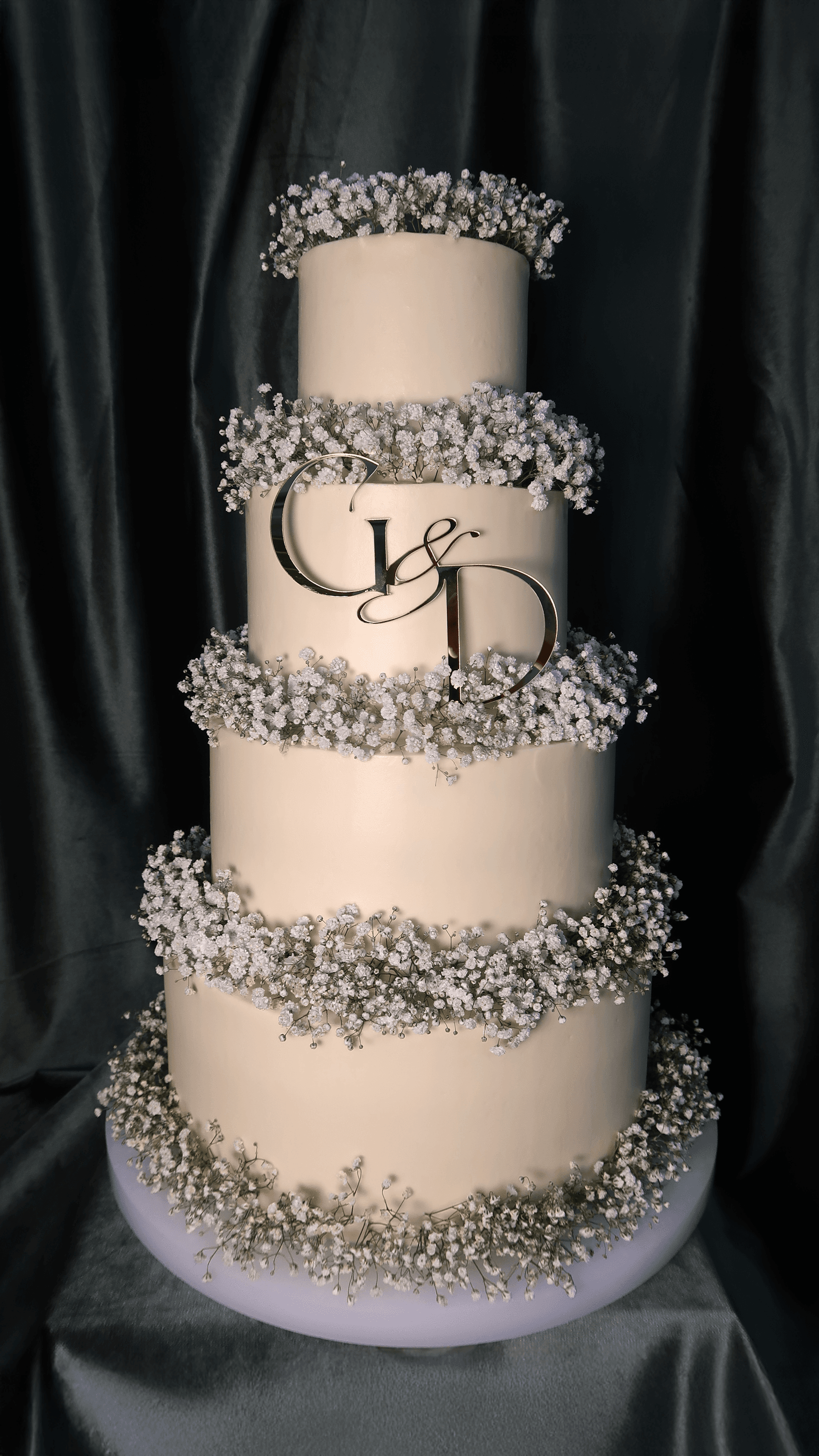 Delicate Baby’s Breath Elegance