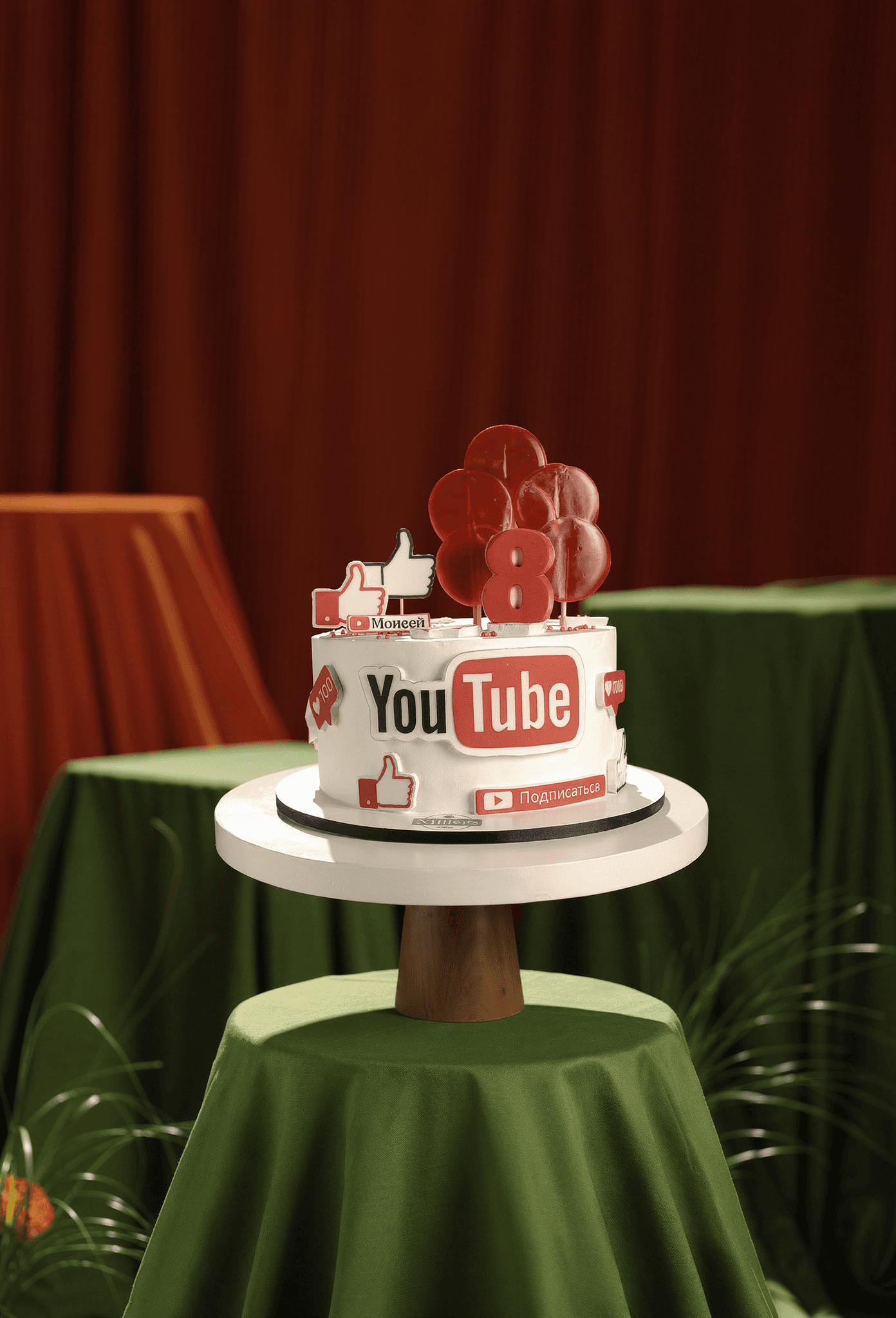 YouTube Star Cake