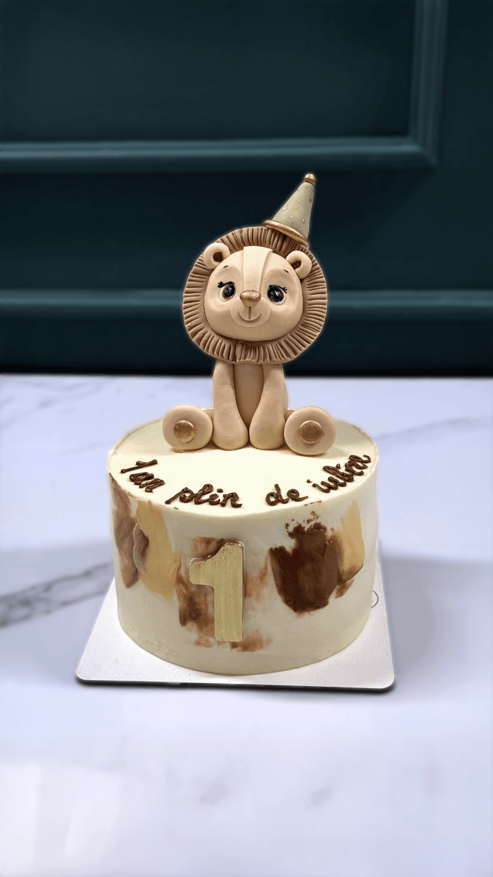 Tiny King One Cake